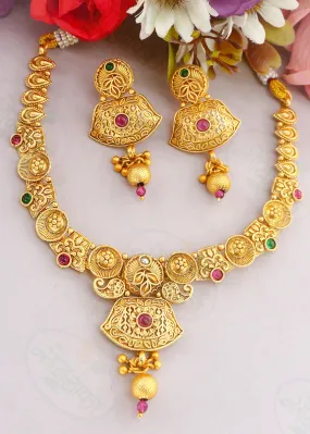 CLASSIC CHARM RAJWADI NECKLACE